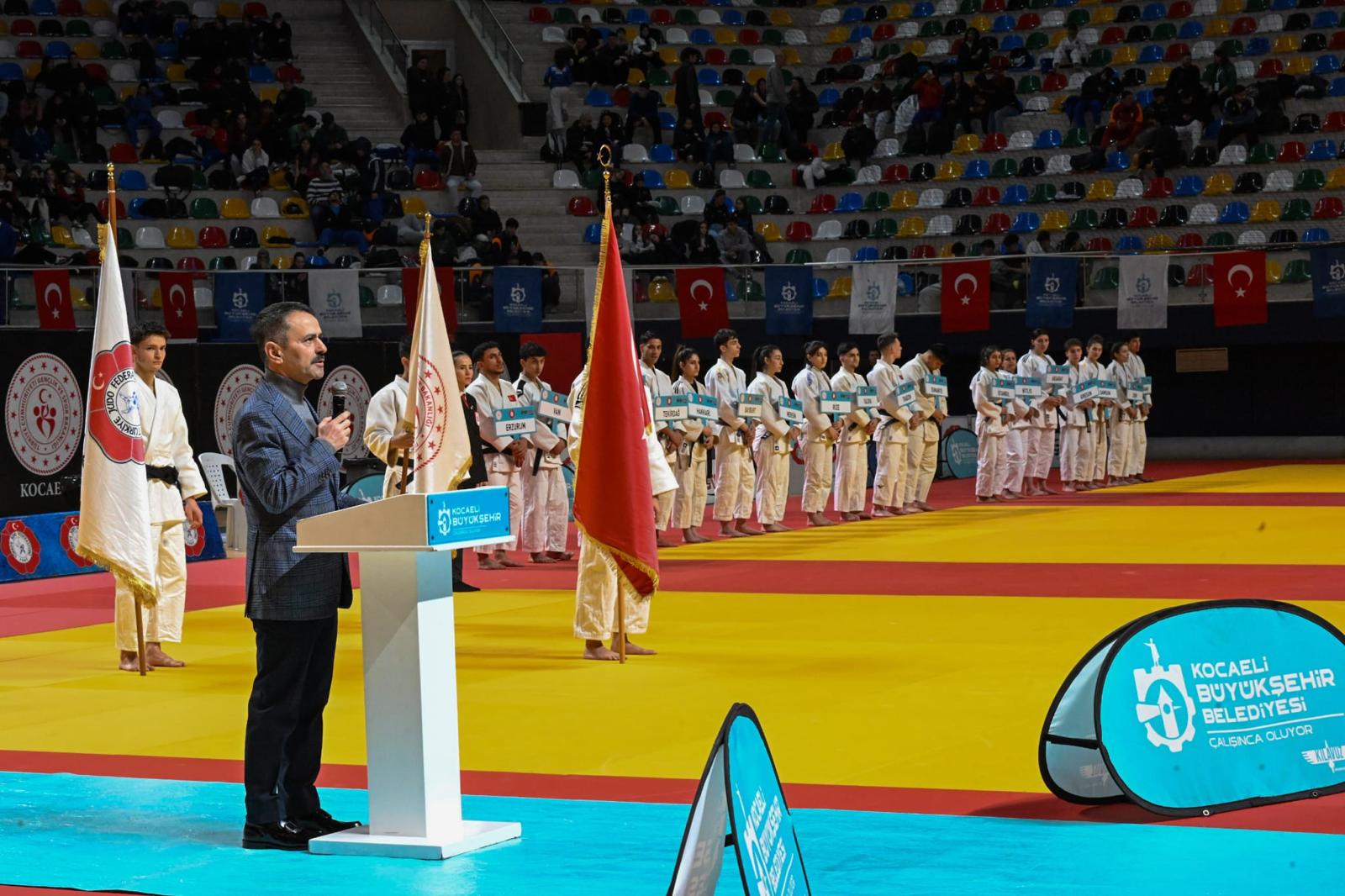 Büyükler Türkiye Judo Şampiyonası İzmit’te Başladı: 81 İlden 850 Sporcu Tatamiye Çıktı